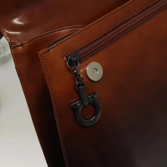 Salvatore Ferragamo Gancini Shoulder Bag Leather Brown Auth - Picture 8 of 16